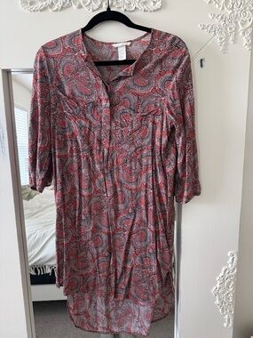 H&M Coral and Gray Paisley Top
